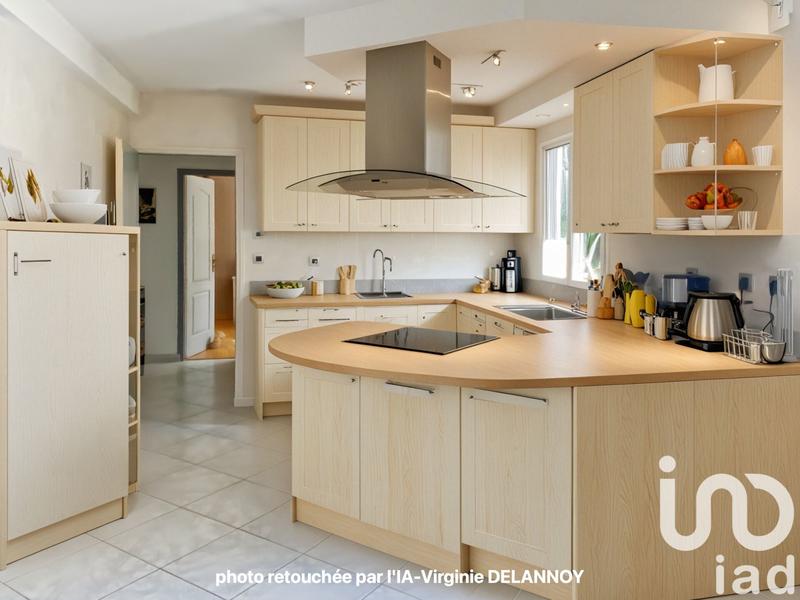 Maison - 120 m² - 7 pièces