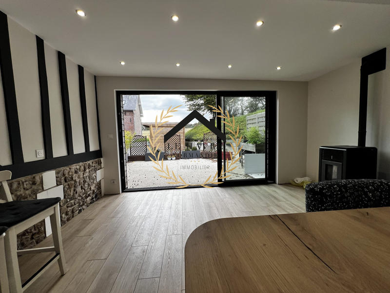 Maison - 297 m² - 8 pièces