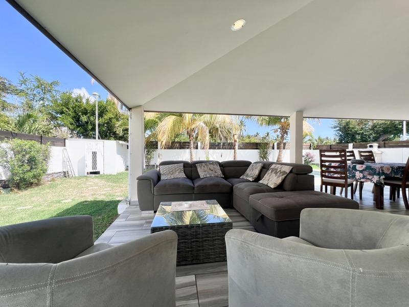 Maison - 180 m² - 6 pièces