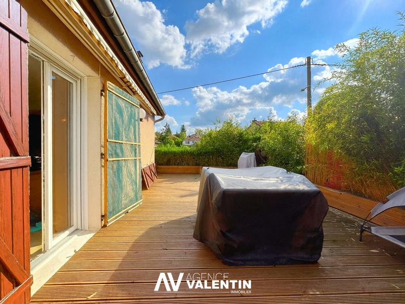 Maison - 95 m² - 5 pièces