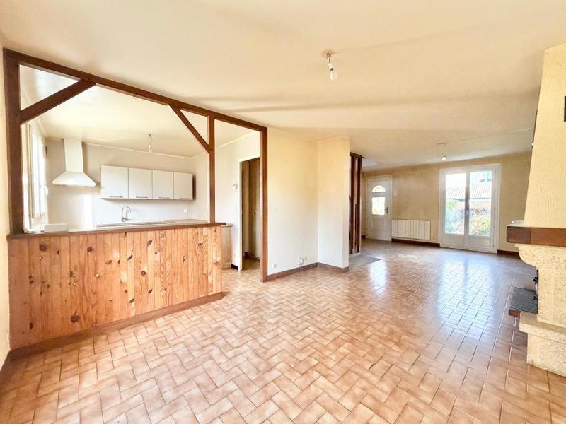 Maison - 95 m² - 5 pièces