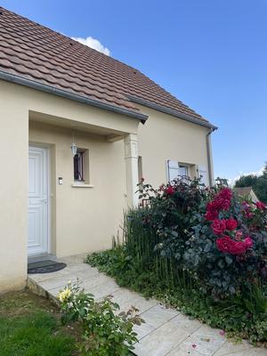 Maison - 110 m² - 6 pièces