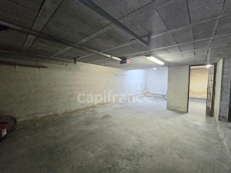 Maison - 180 m² - 5 pièces