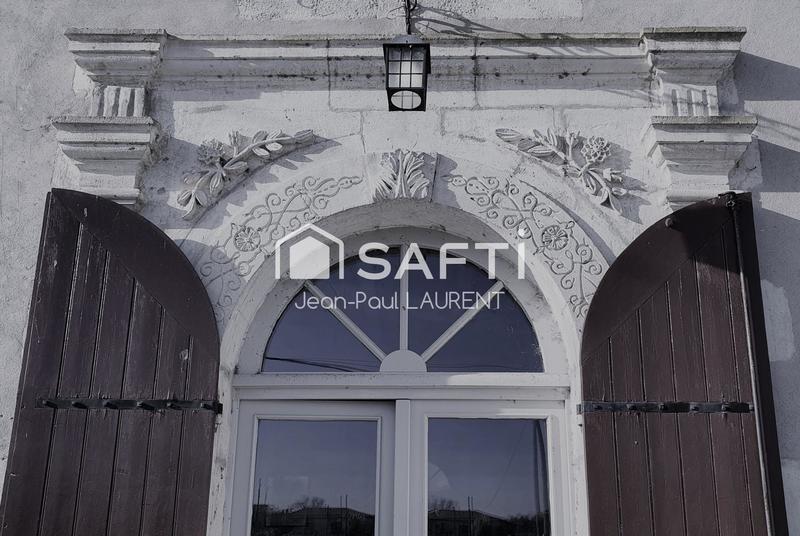 Maison - 229 m² - 6 pièces