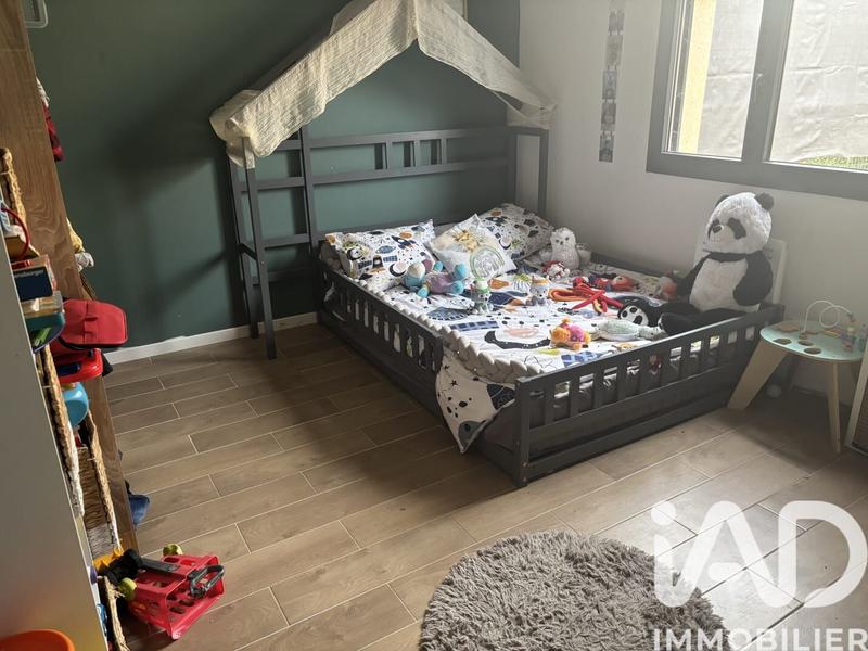 Maison - 95 m² - 5 pièces