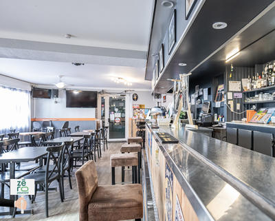 Fonds de commerce - Magasins - 200 m²