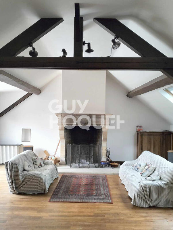 Maison - 225 m² - 7 pièces