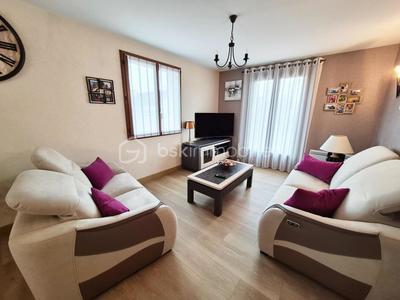 Maison traditionnelle - 130 m² - 6 pièces