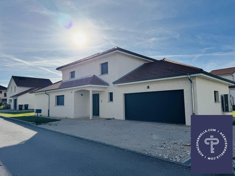 Villa - 140 m² - 5 pièces