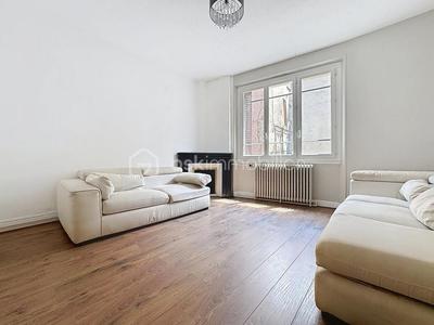 Maison de ville - 90 m² - 3 pièces