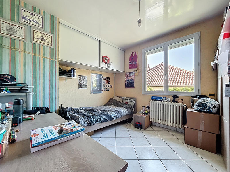 Maison - 143 m² - 7 pièces