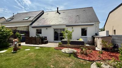 Maison - 102 m² - 5 pièces