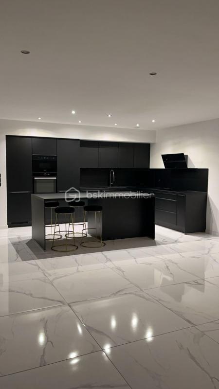 Maison - 139 m² - 4 pièces