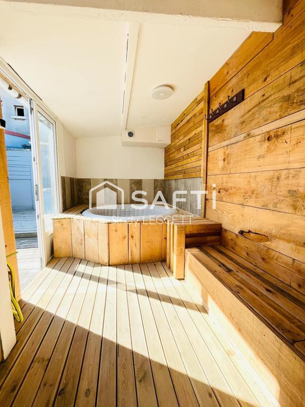 Maison - 105 m² - 5 pièces