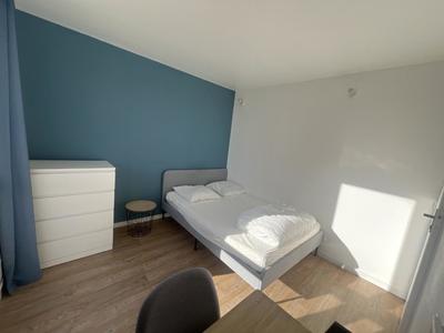 Chambre - 9 m² - 1 pièce