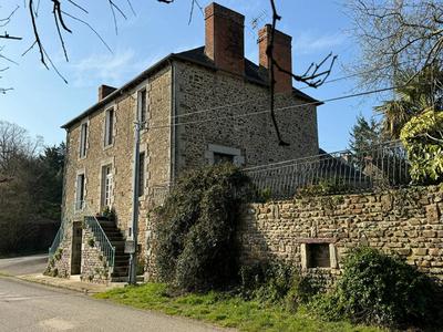 Maison - 150 m² - 6 pièces