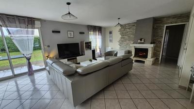 Maison - 160 m² - 6 pièces