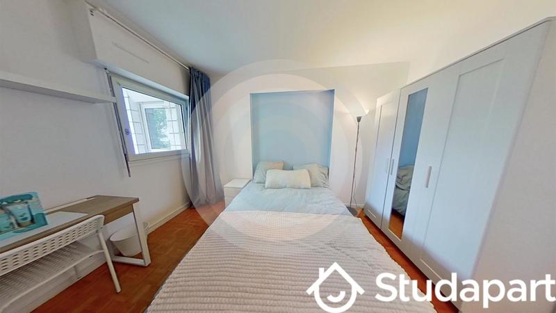 Chambre - 9 m² - 1 pièce