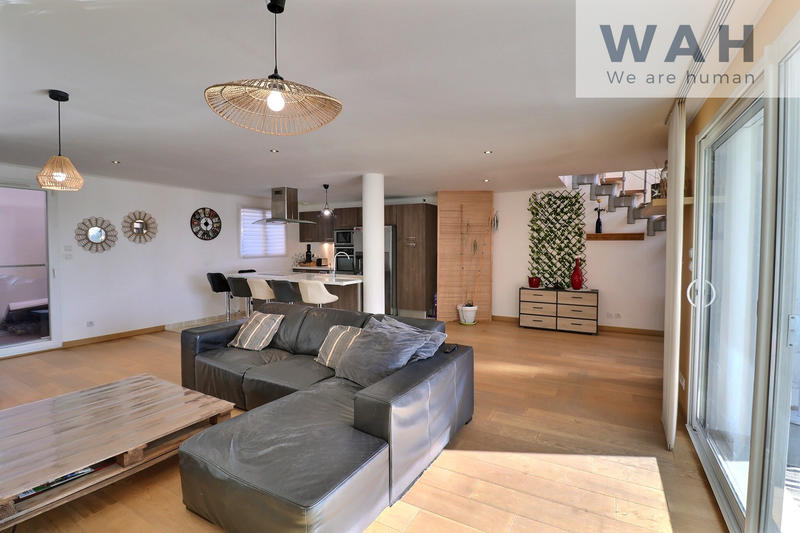 Maison - 120 m² - 5 pièces