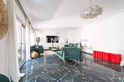 Appartement - 166 m² - 5 pièces