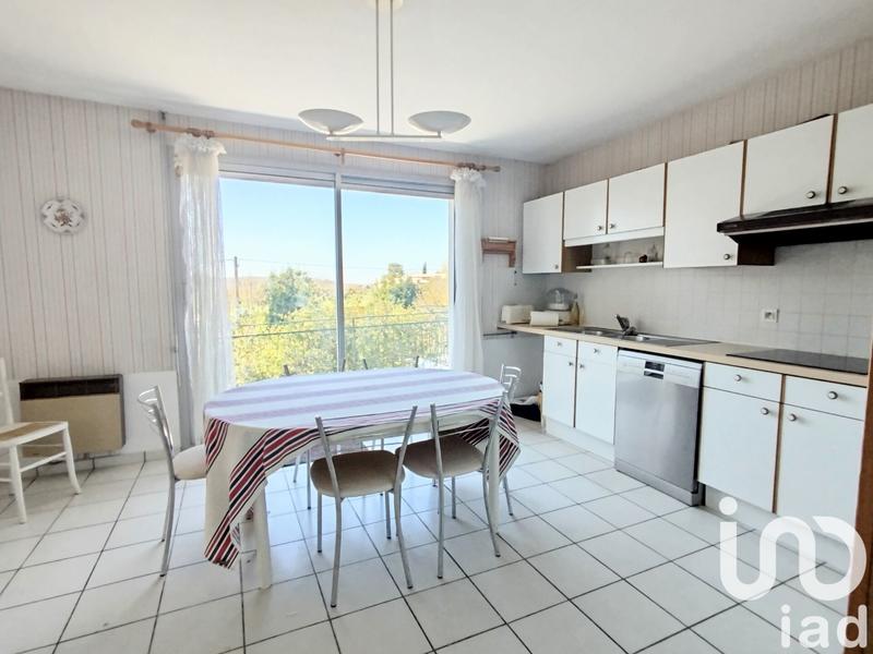 Maison - 180 m² - 8 pièces