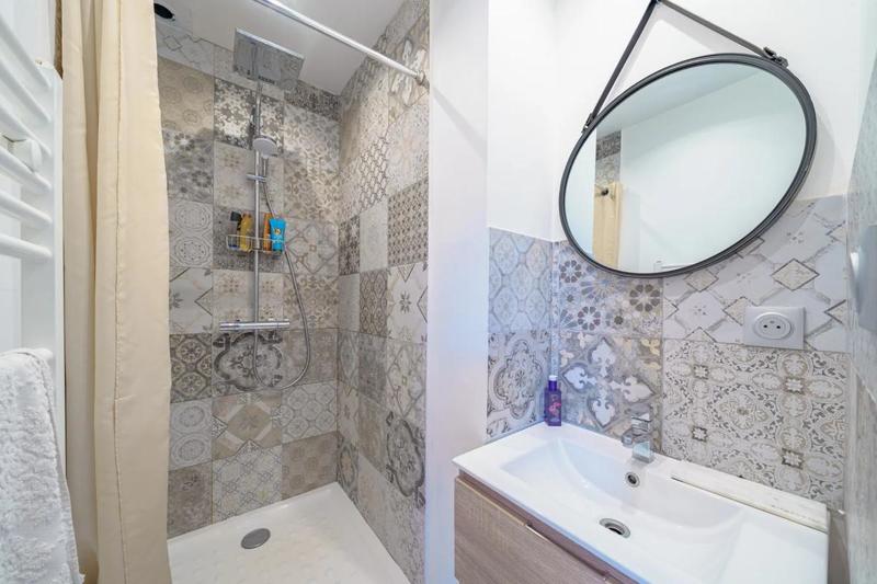 Maison - 350 m² - 6 pièces