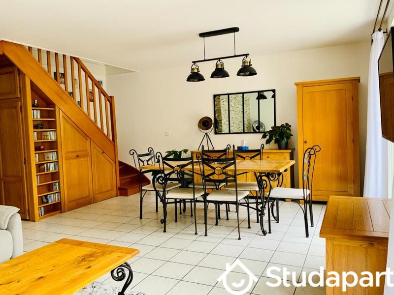 Chambre - 12 m² - 1 pièce