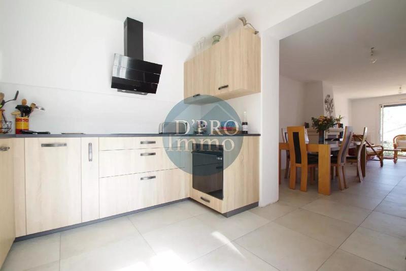 Maison - 104 m² - 6 pièces