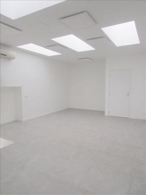 Local commercial - 63 m² - 3 pièces