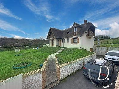 Maison - 135 m² - 5 pièces