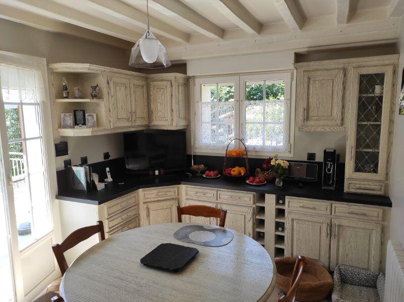 Maison - 232 m² - 8 pièces