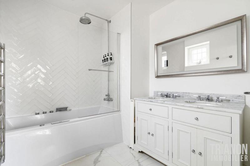 Appartement - 111 m² - 5 pièces