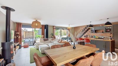 Maison - 185 m² - 7 pièces