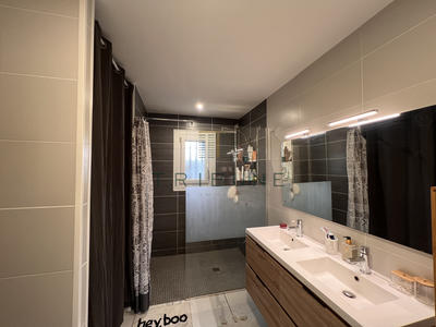 Maison - 96 m² - 4 pièces