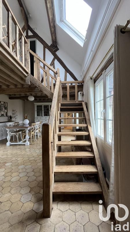 Maison - 182 m² - 6 pièces