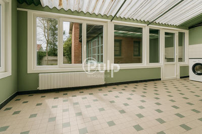 Maison - 235 m² - 8 pièces