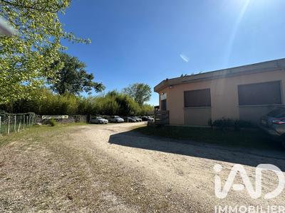 Immeuble - 200 m² - 7 pièces