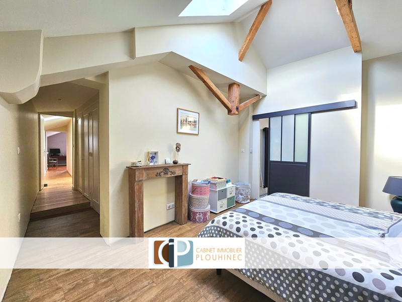 Maison - 178 m² - 6 pièces