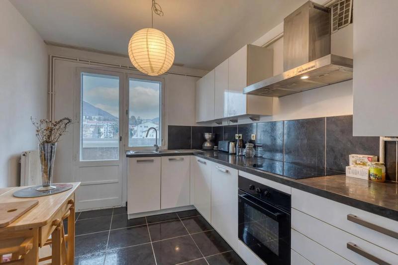 Appartement - 88 m² - 4 pièces