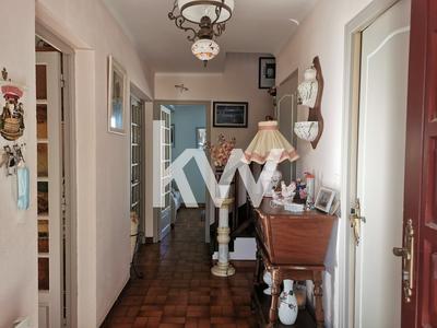 Maison - 98 m² - 5 pièces