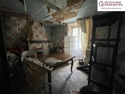 Maison de village - 360 m² - 6 pièces