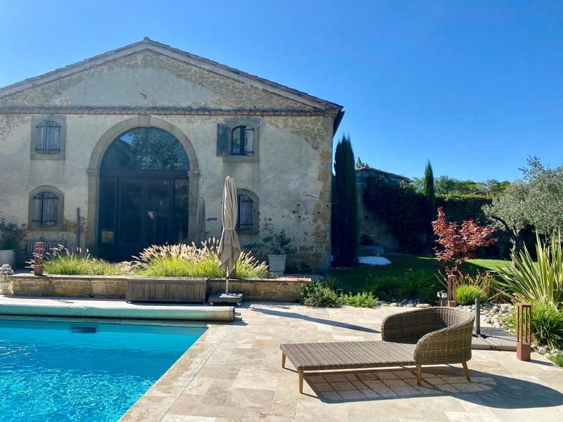 Maison de maîtres - 320 m² - 7 pièces