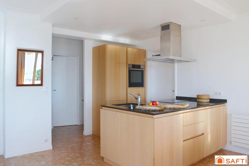 Appartement - 100 m² - 4 pièces