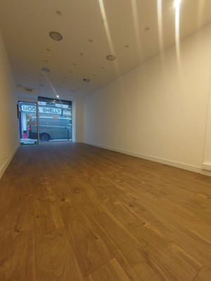 Magasins - 23 m² - 1 pièce