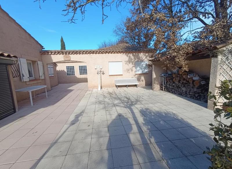 Maison - 161 m² - 7 pièces