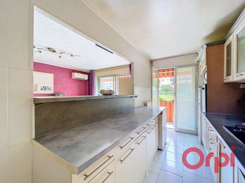 Appartement - 81 m² - 4 pièces