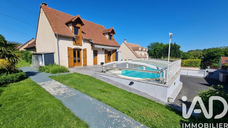 Maison - 155 m² - 6 pièces