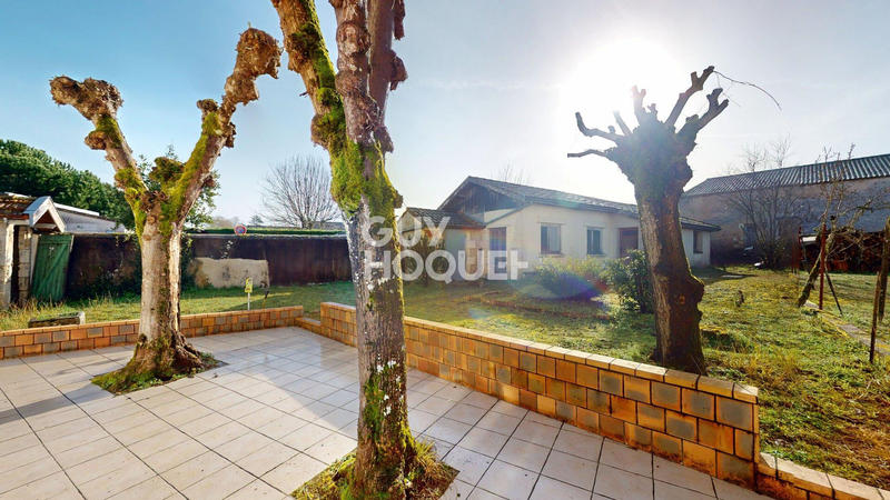 Maison - 195 m² - 8 pièces