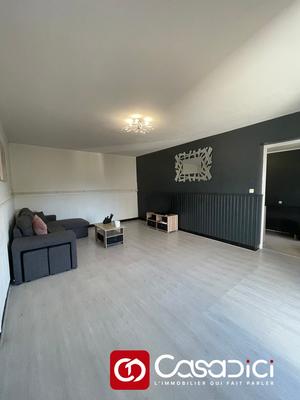 Maison - 61 m² - 2 pièces