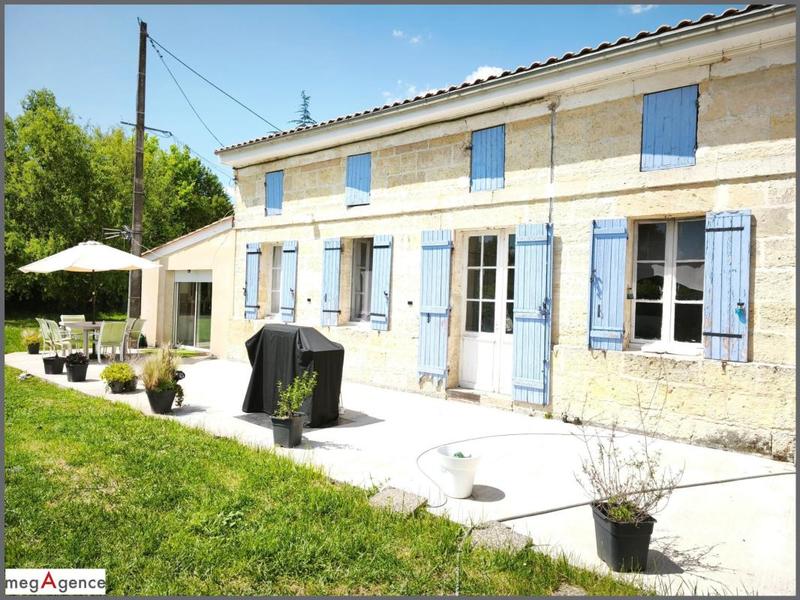 Maison en pierre - 243 m² - 8 pièces